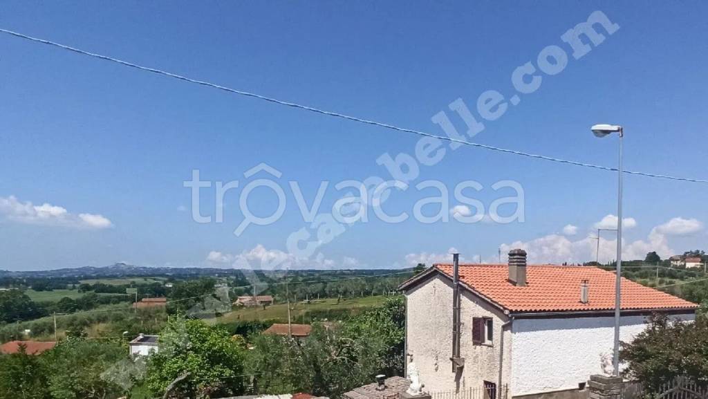 casa indipendente in vendita a Celleno