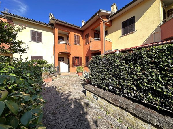 casa indipendente in vendita a Celleno