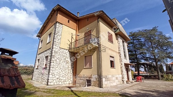 casa indipendente in vendita a Celleno