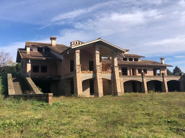 casa indipendente in vendita a Civita Castellana in zona Sassacci