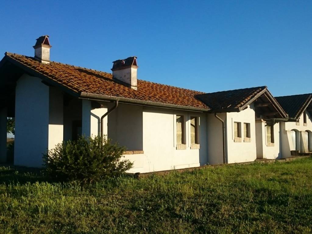 casa indipendente in vendita a Civita Castellana