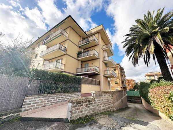 appartamento in vendita a Civita Castellana