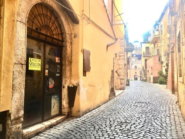 appartamento in vendita a Civita Castellana