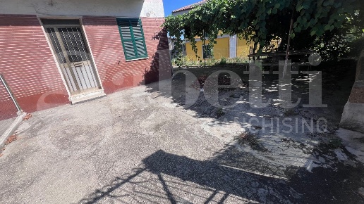 appartamento in vendita a Civita Castellana in zona Sassacci