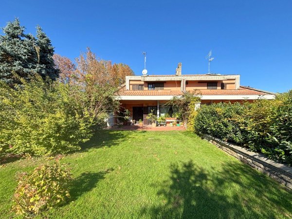 casa indipendente in vendita a Civita Castellana