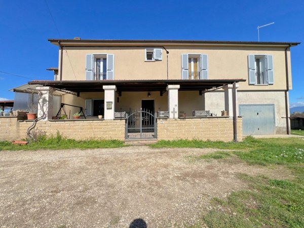 casa indipendente in vendita a Civita Castellana