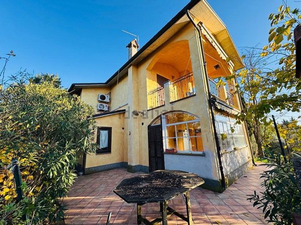 casa indipendente in vendita a Civita Castellana
