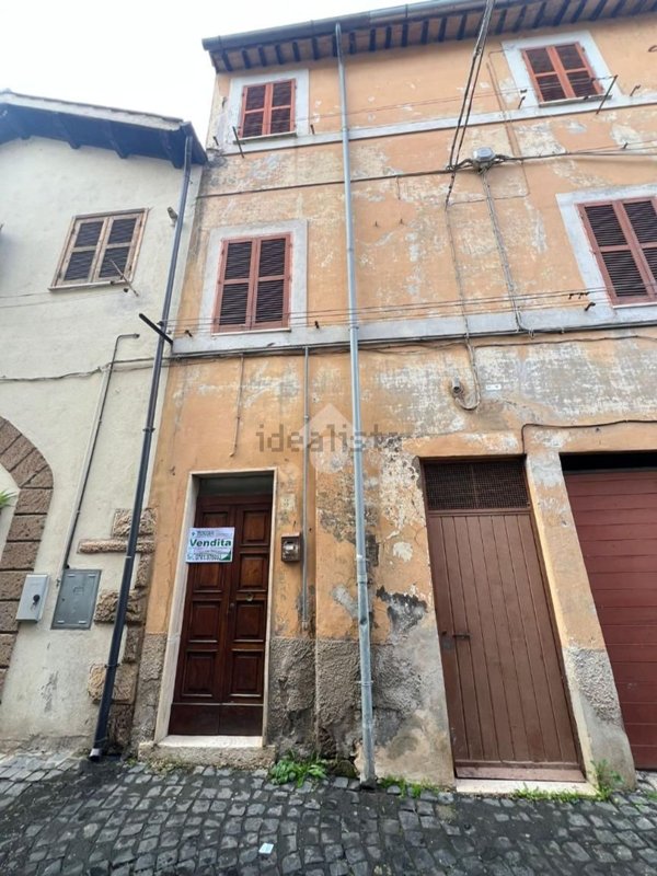 appartamento in vendita a Civita Castellana
