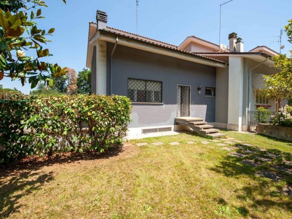 casa indipendente in vendita a Civita Castellana