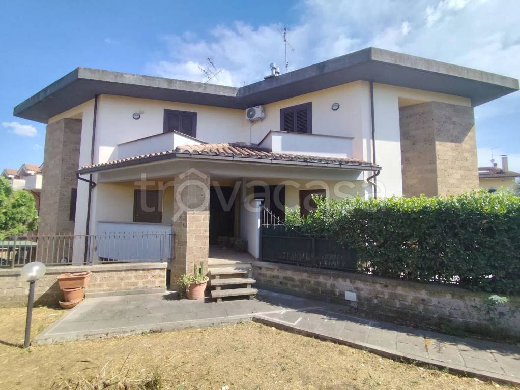 casa indipendente in vendita a Civita Castellana in zona Sassacci