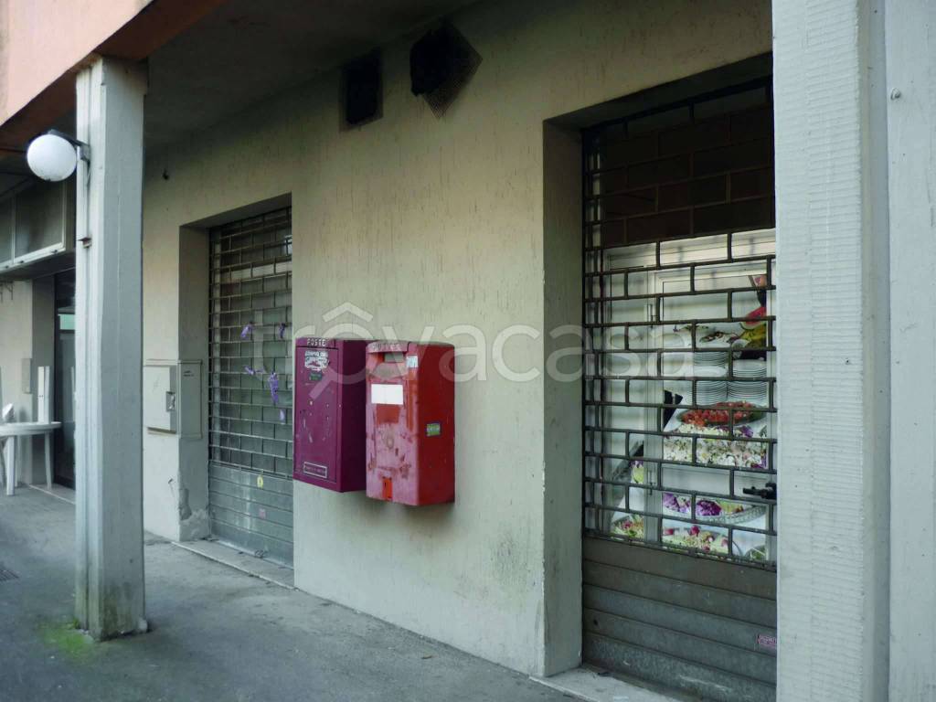 negozio in vendita a Civita Castellana