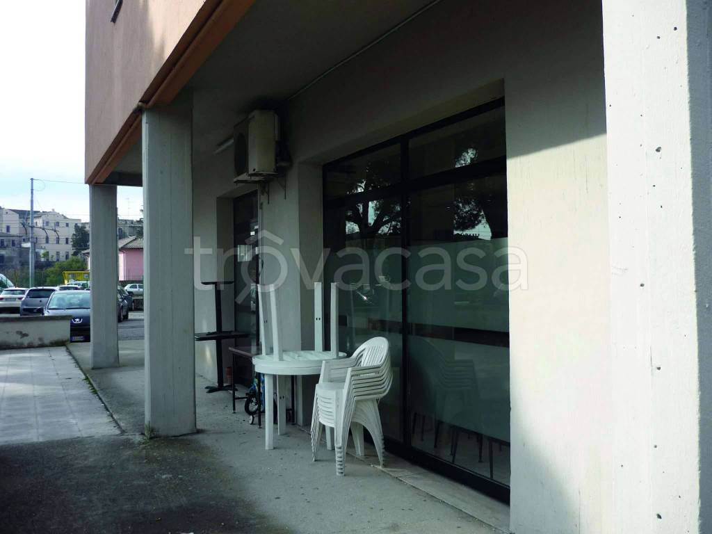 negozio in vendita a Civita Castellana