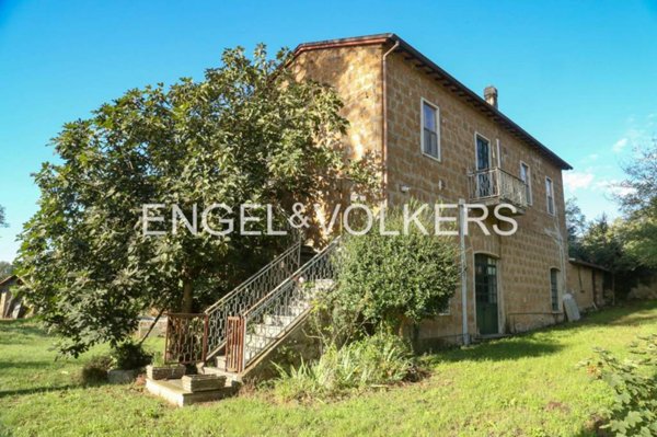 casa indipendente in vendita a Civita Castellana