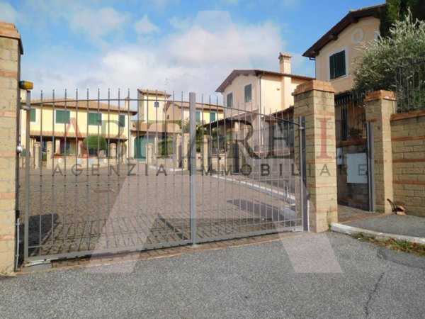 casa indipendente in vendita a Civita Castellana