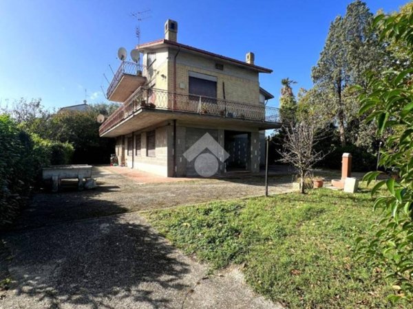 appartamento in vendita a Civita Castellana in zona Sassacci