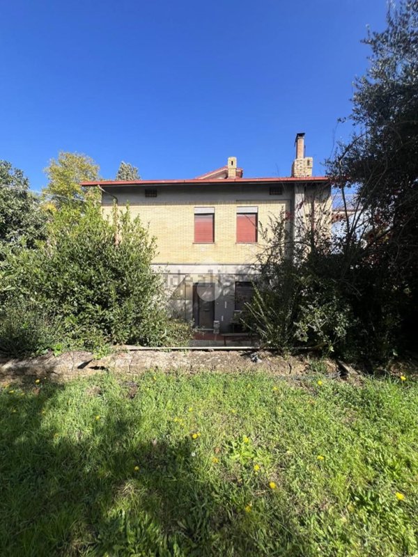 appartamento in vendita a Civita Castellana in zona Sassacci