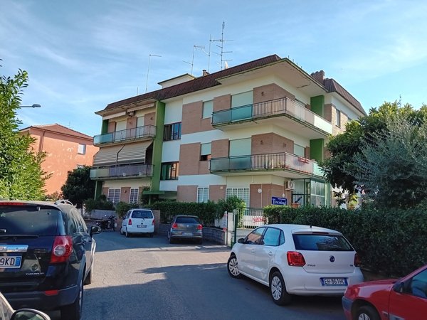 locale di sgombero in vendita a Civita Castellana