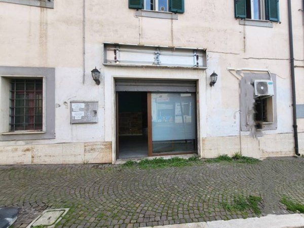 negozio in vendita a Civita Castellana