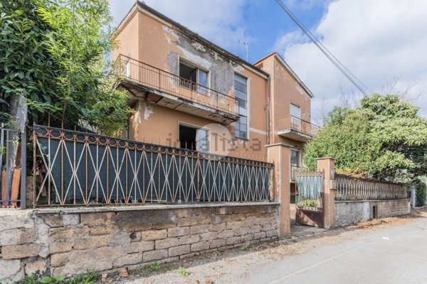 casa indipendente in vendita a Civita Castellana