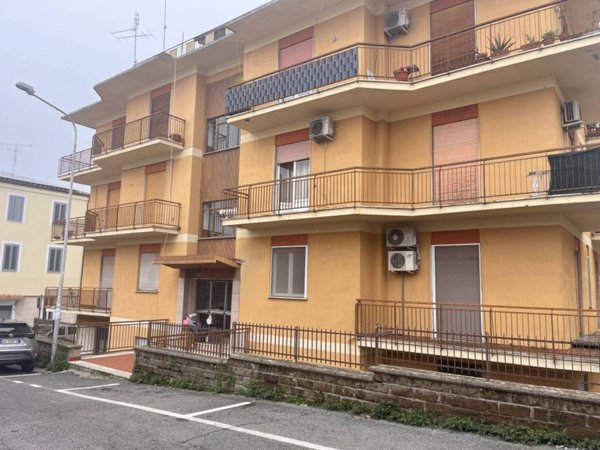 appartamento in vendita a Civita Castellana