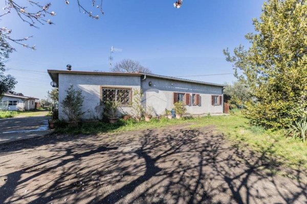 casa indipendente in vendita a Civita Castellana