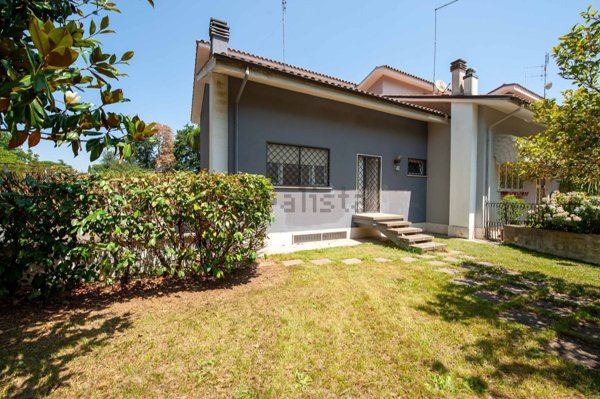 casa indipendente in vendita a Civita Castellana