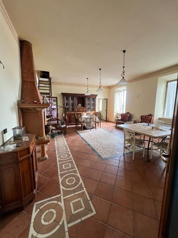 appartamento in vendita a Civita Castellana