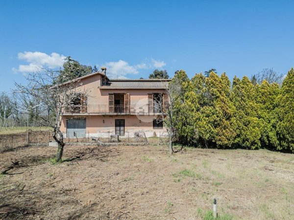 casa indipendente in vendita a Civita Castellana