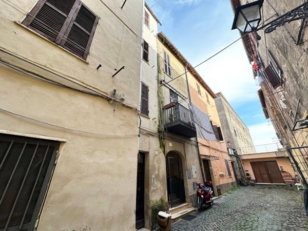 appartamento in vendita a Civita Castellana