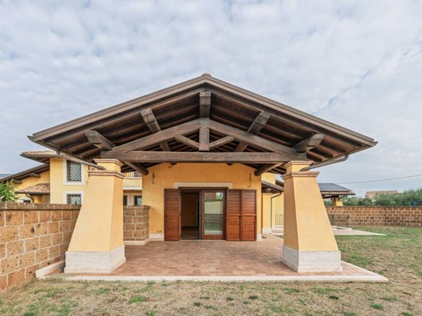 casa indipendente in vendita a Civita Castellana