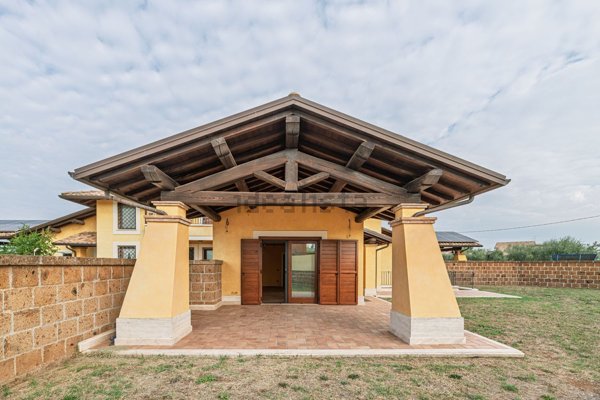 casa indipendente in vendita a Civita Castellana