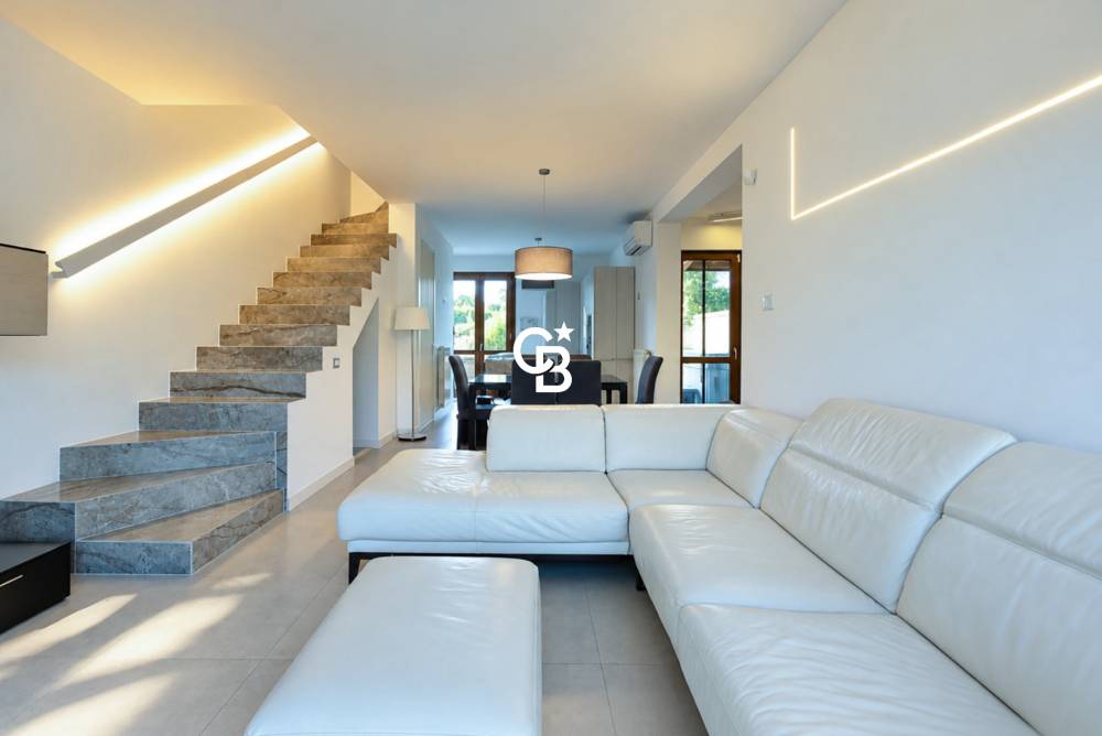 casa indipendente in vendita a Civita Castellana