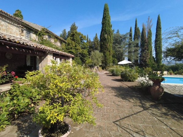 casa indipendente in vendita a Civitella d'Agliano