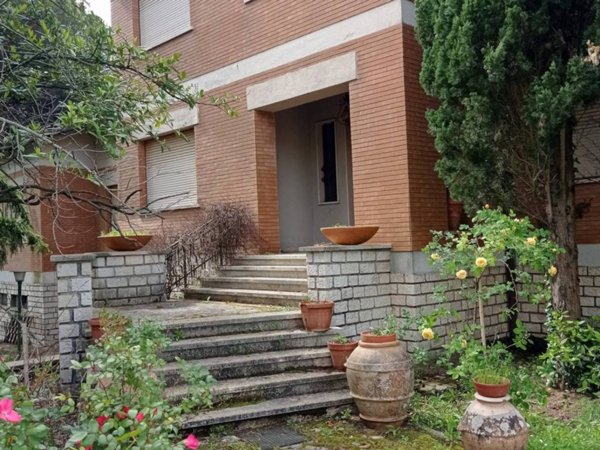 casa indipendente in vendita a Civitella d'Agliano