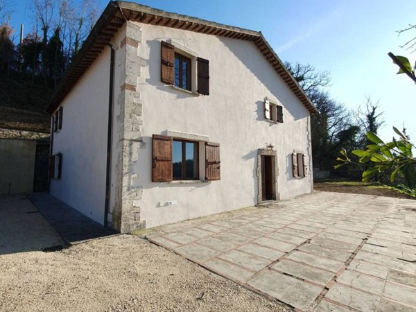 casa indipendente in vendita a Civitella d'Agliano