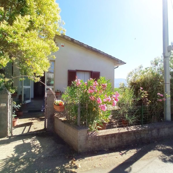 casa indipendente in vendita a Civitella d'Agliano