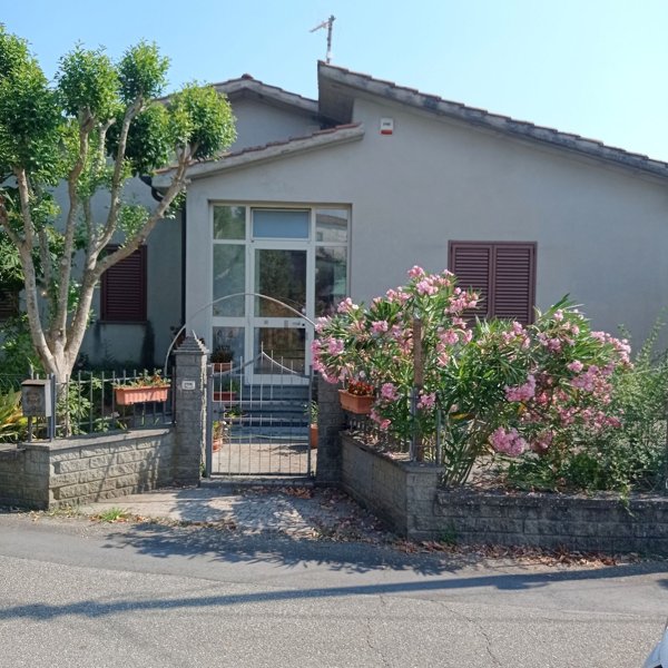 casa indipendente in vendita a Civitella d'Agliano