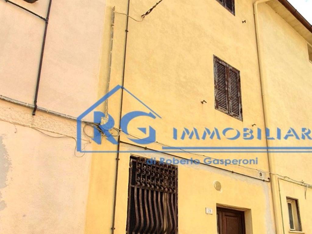 casa indipendente a Civitella d'Agliano in zona San Michele in Teverina