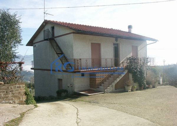 casa indipendente in vendita a Civitella d'Agliano in zona Case Nuove