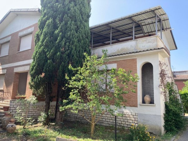 casa indipendente in vendita a Civitella d'Agliano