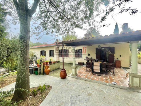 casa indipendente in vendita a Civitella d'Agliano