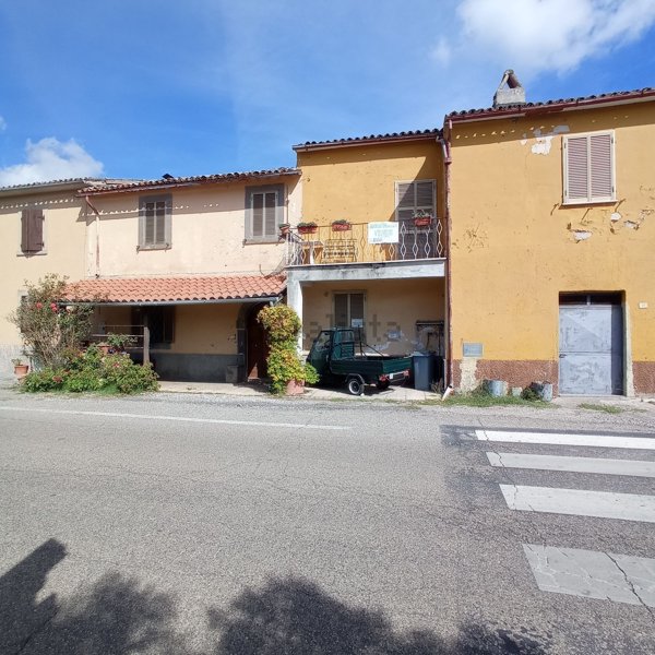 casa indipendente in vendita a Civitella d'Agliano