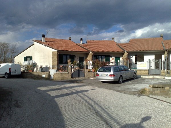 casa indipendente in vendita a Civitella d'Agliano