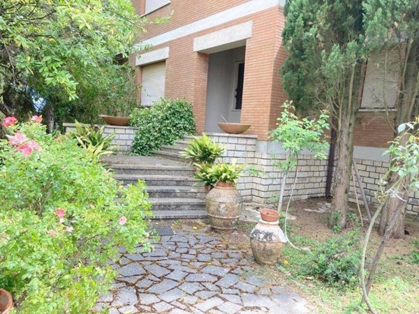 casa indipendente in vendita a Civitella d'Agliano