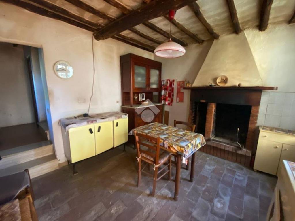 casa indipendente a Civitella d'Agliano in zona San Michele in Teverina