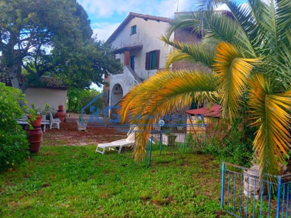 casa indipendente in vendita a Civitella d'Agliano