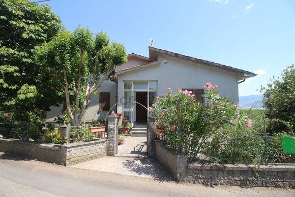 casa indipendente in vendita a Civitella d'Agliano