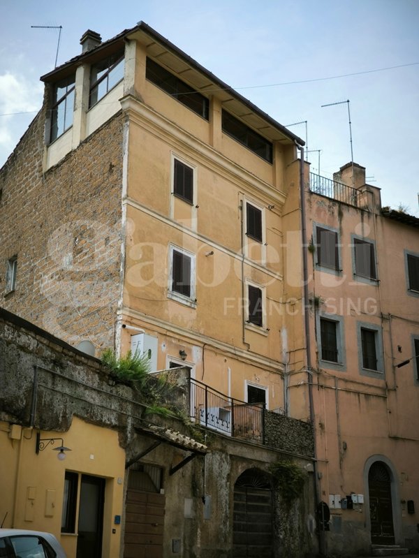 appartamento in vendita a Corchiano