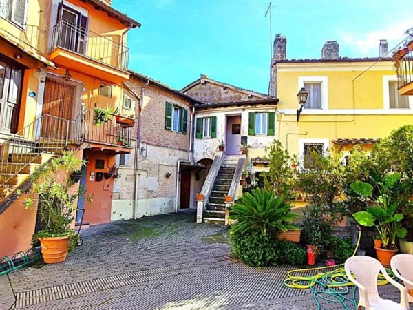 appartamento in vendita a Corchiano