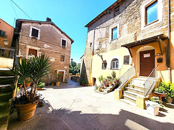 appartamento in vendita a Corchiano
